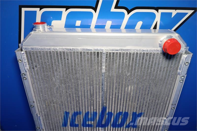 Komatsu PC200-6 Radiator # 930187 Radiadores