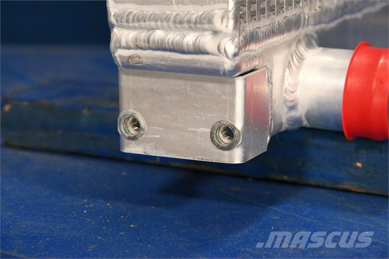 Komatsu PC200 Radiator # 930099 Radiadores