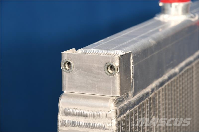 Komatsu PC200 Radiator # 930099 Radiadores