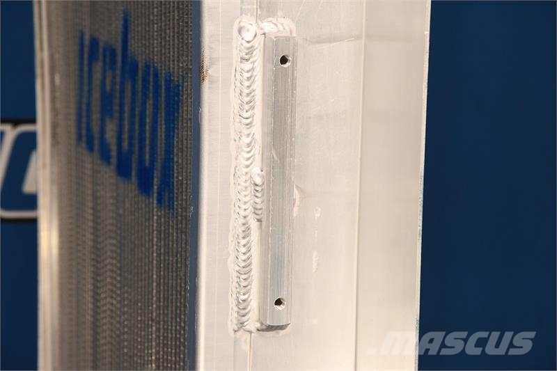 Komatsu PC228LC-2 Oil Cooler # 930148 Радиаторы