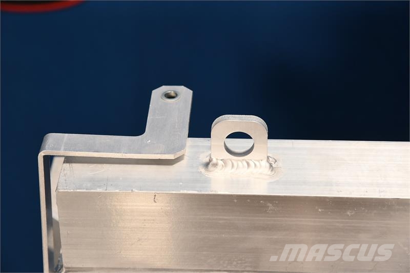 Komatsu PC228LC-2 Oil Cooler # 930148 Радиаторы
