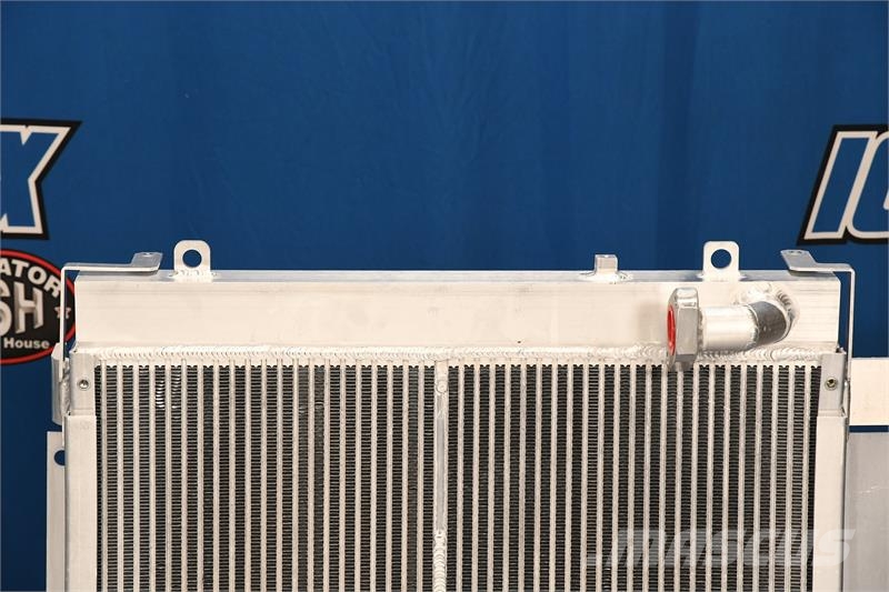Komatsu PC228LC-2 Oil Cooler # 930148 Радиаторы