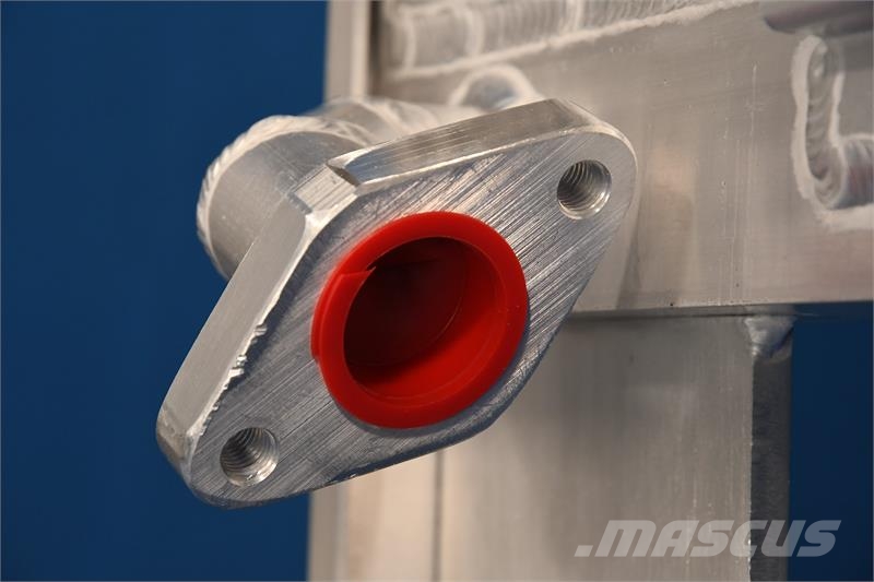 Komatsu PC228LC-2 Oil Cooler # 930148 Радиаторы