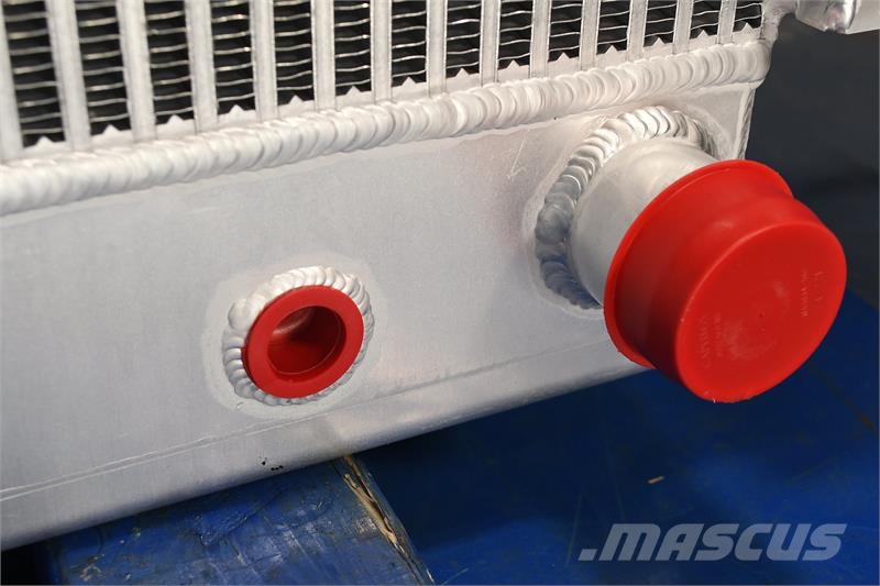 Komatsu WA250-1LC Radiator # 930064 Radiadores