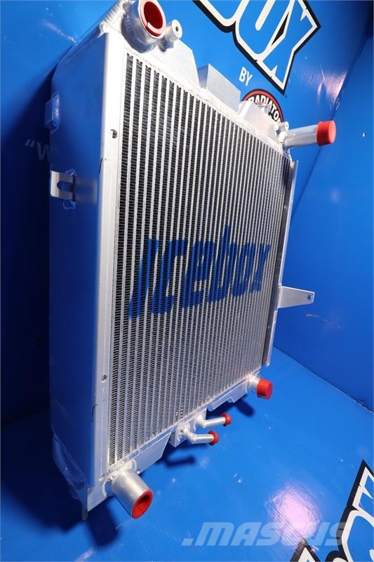 Komatsu WB146-5 Radiator # 930110 Radijatori