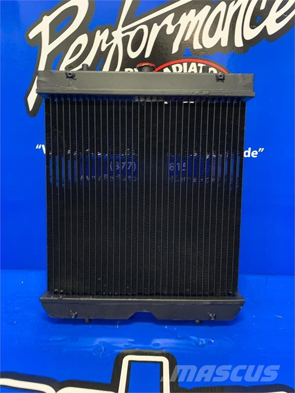 Kubota L3130 Radiator # 820046 Radiadores