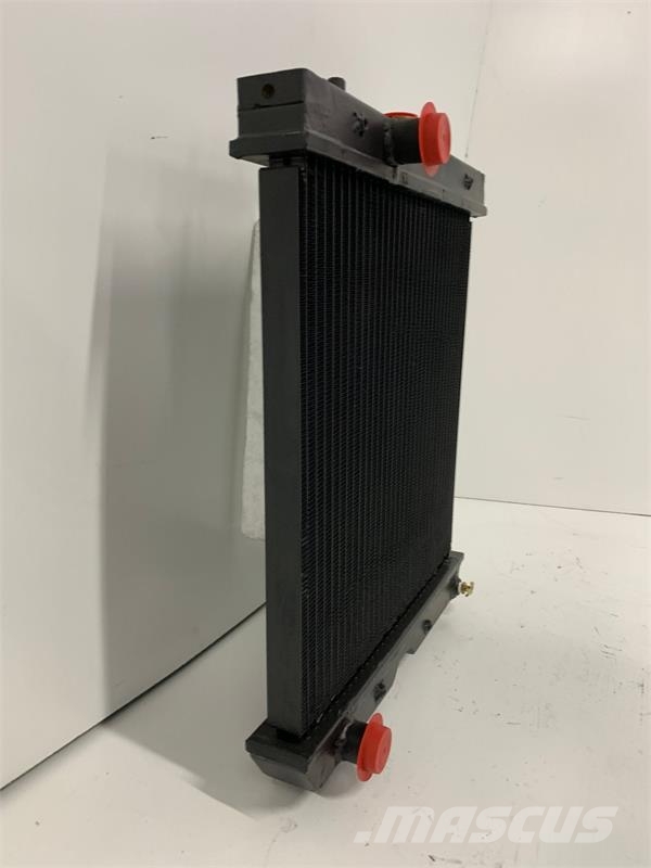 Kubota L3130 Radiator # 820046 Radiadores