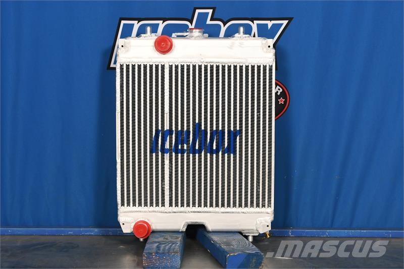 Kubota L3800D Radiator # 820047 Radijatori