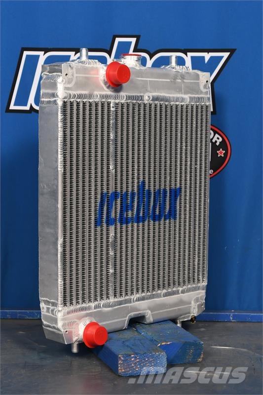 Kubota L3800D Radiator # 820047 Radijatori