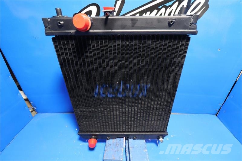 Kubota L5030 Radiator # 820038 Radiadores