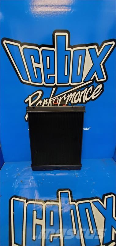 Kubota M105S Radiator # 820039 Radiadores