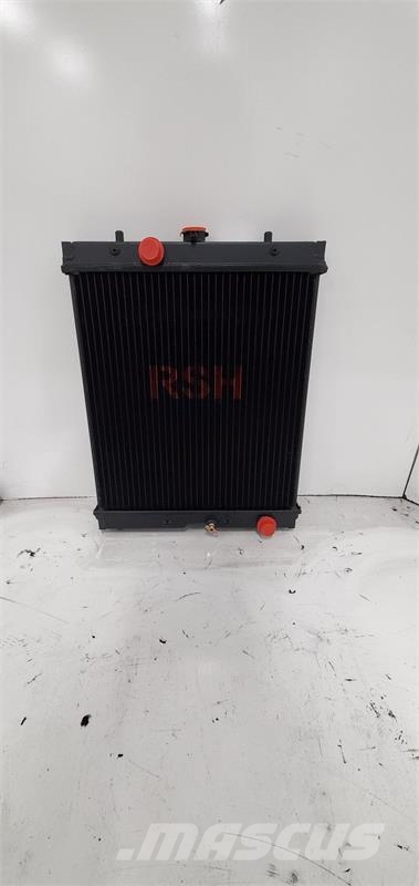 Kubota M105S Radiator # 820039 Radiadores