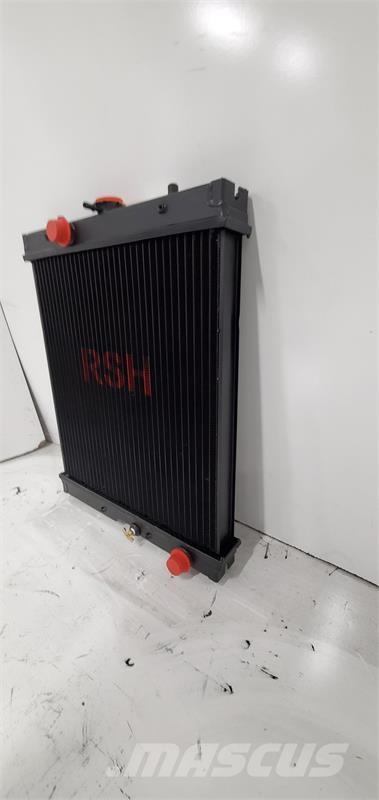 Kubota M105S Radiator # 820039 Radiadores