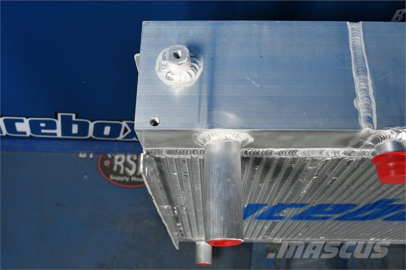 Kubota SVL90-2 Radiator # 820149 مشعات