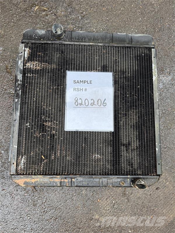 MacDon Windrower / Swather Radiator # 820206 Radiadores