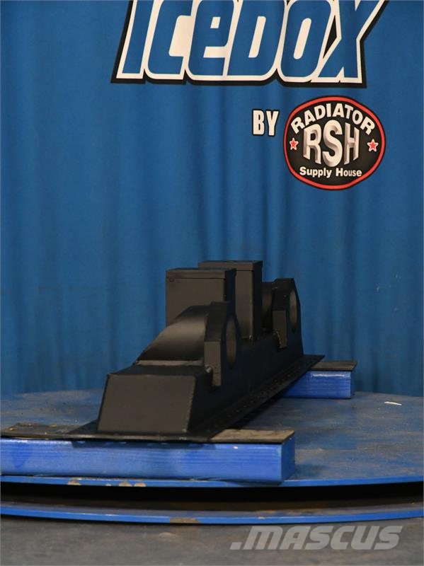 Mack Bottom Tank # 605140 Radiatorer