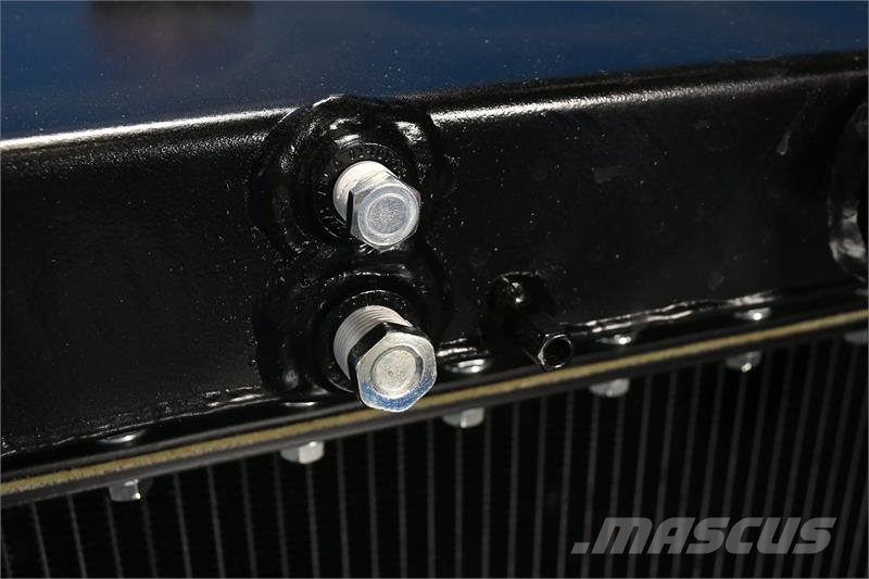 Mack Radiator # 605000 مشعات