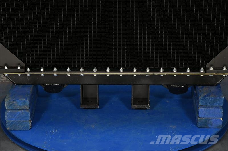 Mack Radiator # 605003 Radyatörler