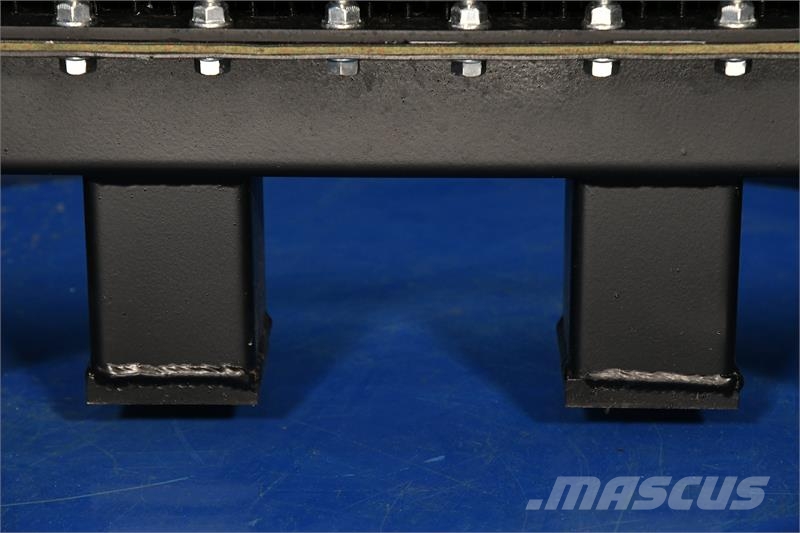 Mack Radiator # 605003 Radyatörler