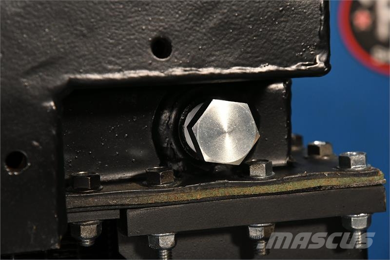 Mack Radiator # 605003 Radyatörler