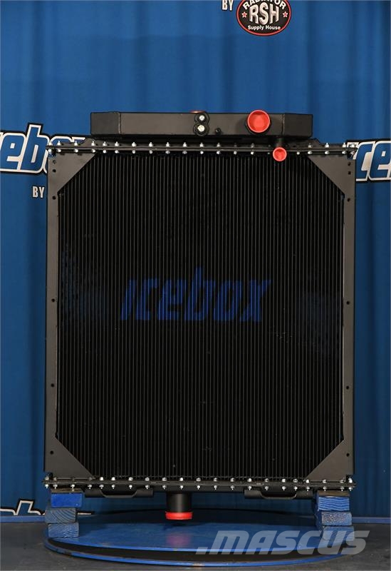 Mack Radiator # 605044 Jäähdyttimet