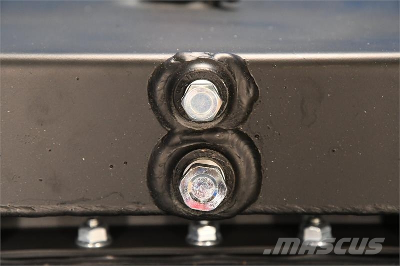 Mack Radiator # 605045 Radyatörler