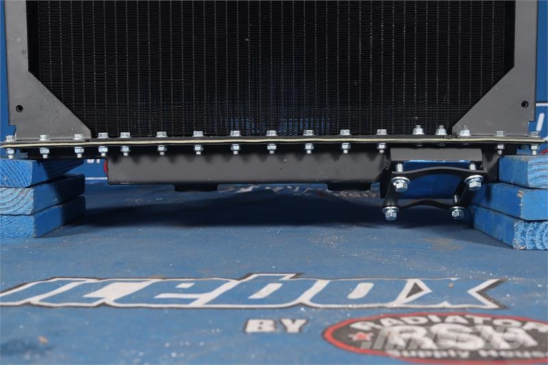 Mack RS688 Radiator # 605014 Radiadores