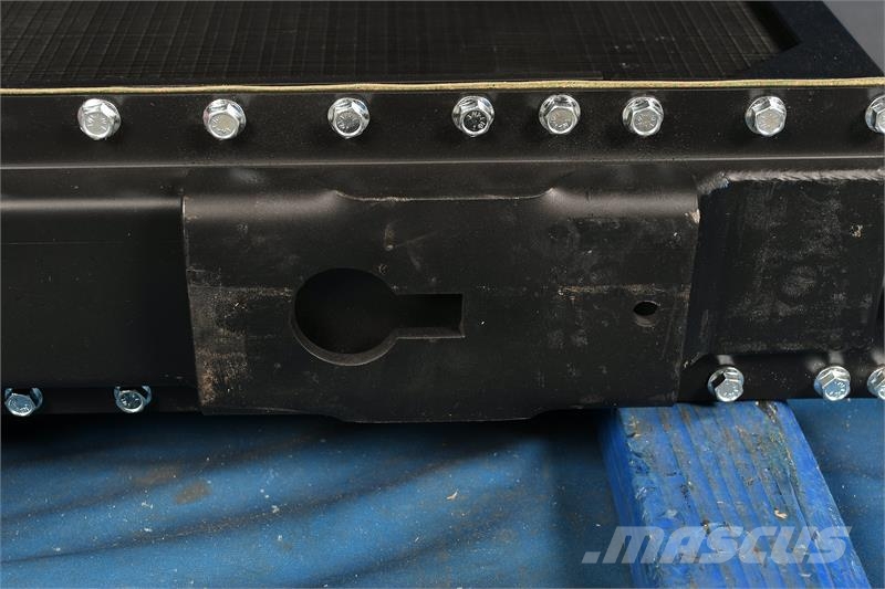 Mack Superliner Radiator # 605020 Radiadores