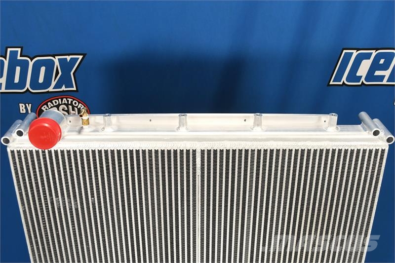 Mack Titan Radiator # 607156 Radiadores