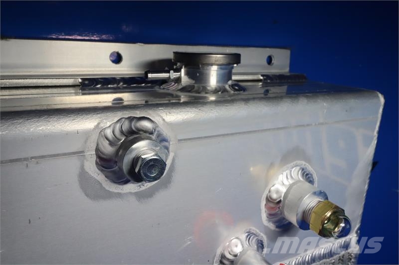 Madill 1250T Radiator # 950467 Radiadores