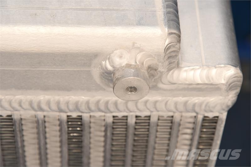 Mahindra 6010 Radiator # 820049 Radiadores