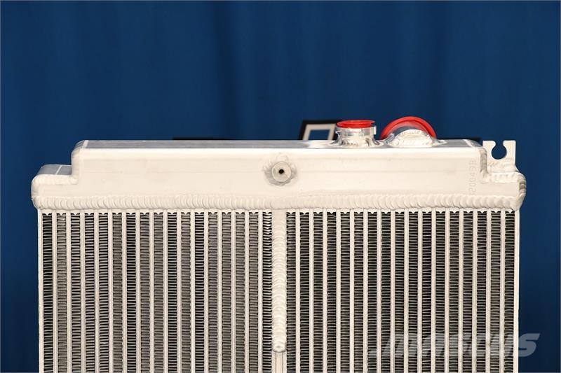 Mahindra 6010 Radiator # 820049 Radiadores