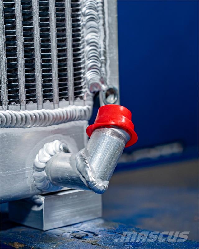 Massey Ferguson 1030 Radiator # 960034 Radijatori