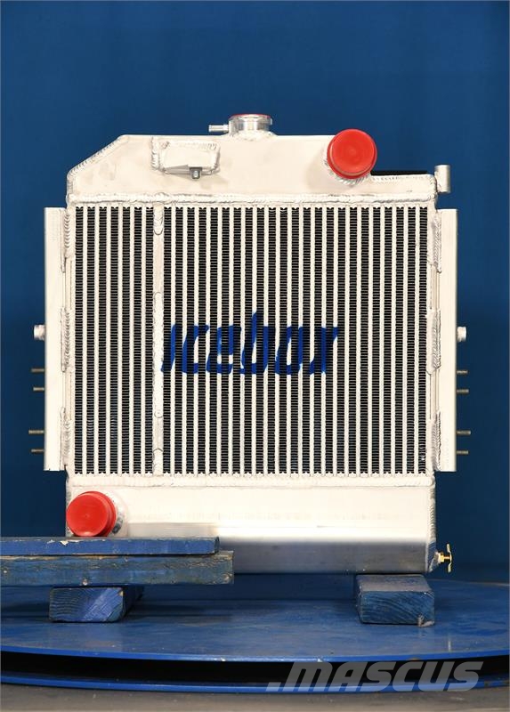 Massey Ferguson 461 Radiator # 960019 مشعات