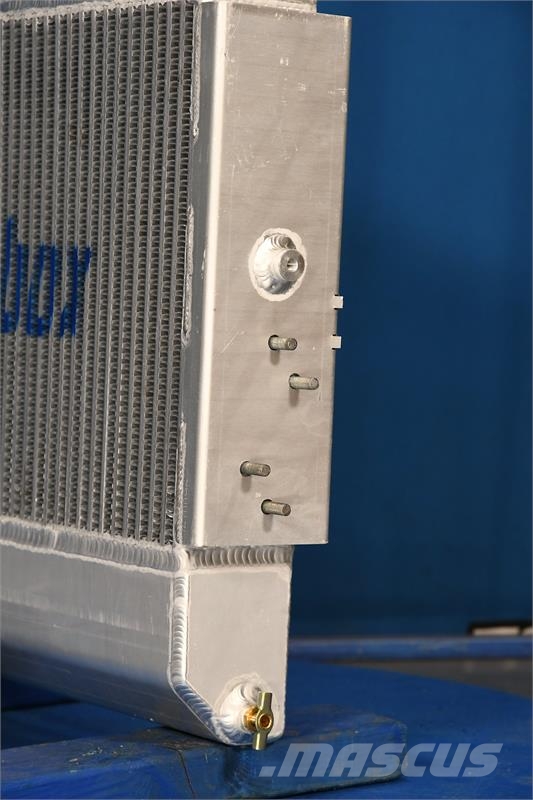 Massey Ferguson 461 Radiator # 960019 مشعات