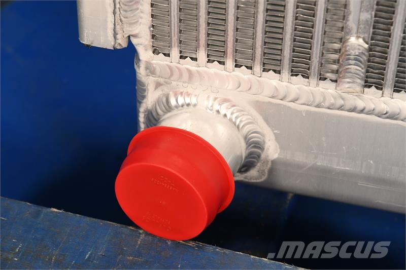 Massey Ferguson 461 Radiator # 960019 مشعات