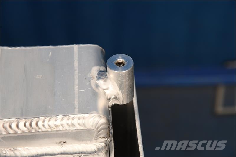 Massey Ferguson 461 Radiator # 960019 مشعات