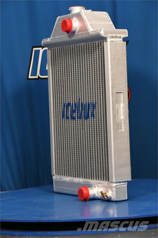 Massey Ferguson MF30 Radiator # 960015 Radiatoare