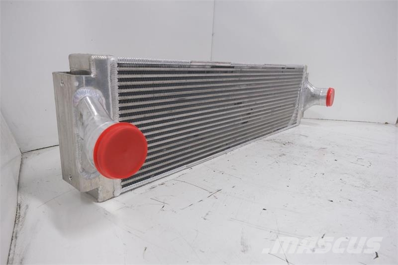 MCI Charge Air Cooler # 740082 Radiadores