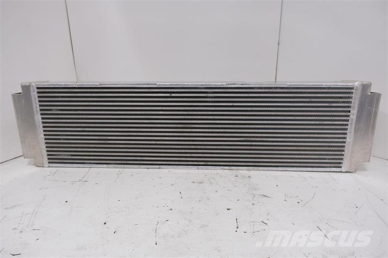 MCI Charge Air Cooler # 740082 Radiadores