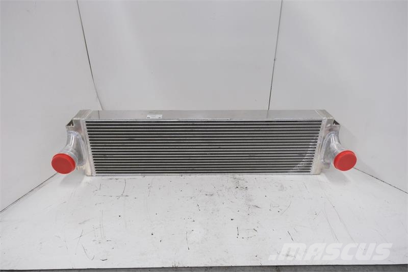 MCI Charge Air Cooler # 740082 Radiadores