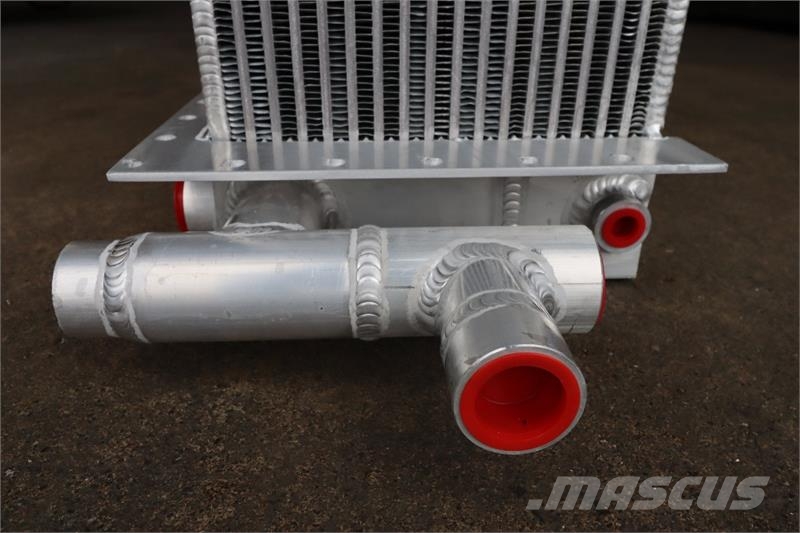 Morbark 1300 Oil Cooler # 950232 مشعات