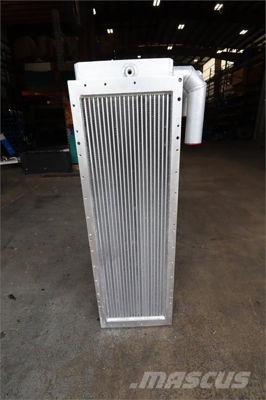MTU 1750 KW Standby Genset Aftercooler # 990316 Radiatoare