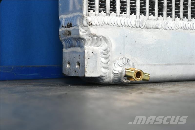 MultiQuip DCA70SSJU3 Radiator # 990381 مشعات