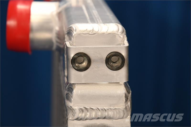 MultiQuip Radiator # 990420 Радиатори