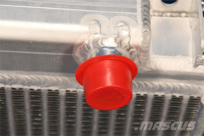 MultiQuip Whisperwatt DCA70USI Radiator # 990520 Радиатори