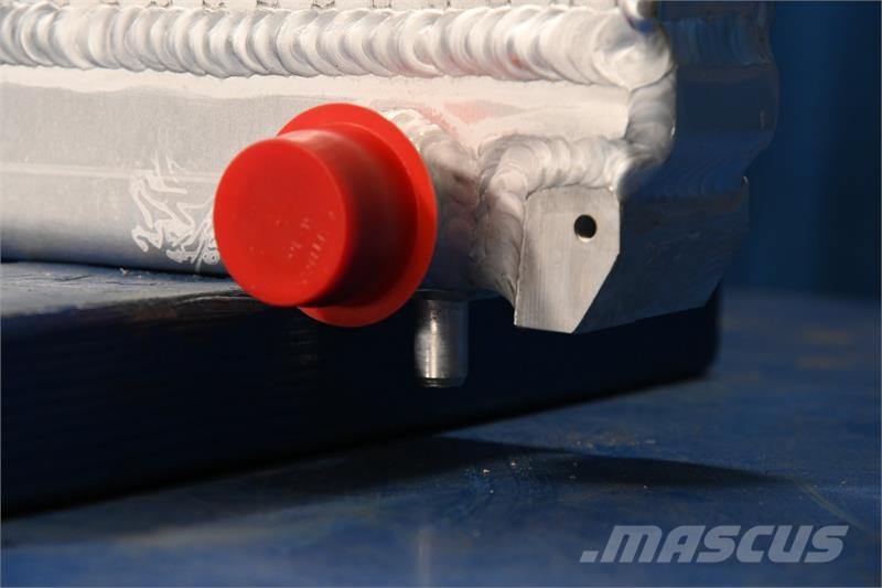 MultiQuip Whisperwatt DCA70USI Radiator # 990520 Радиатори