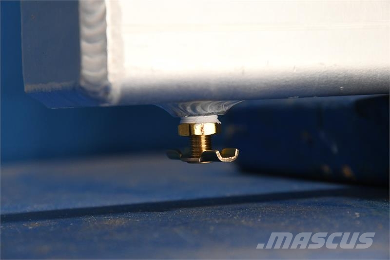 New Holland 1049 Radiator # 910060 مشعات