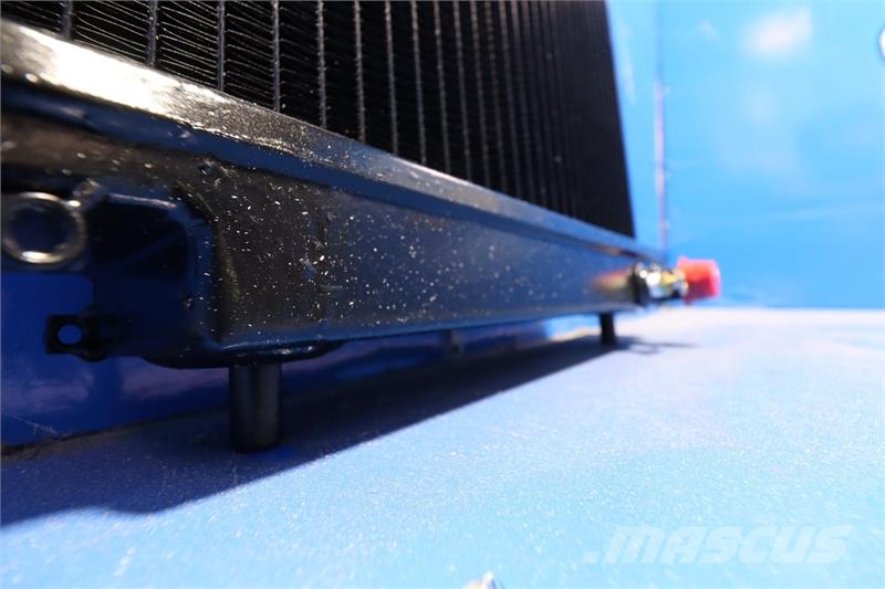 New Holland EH30.B Radiator # 910023 Radiadores