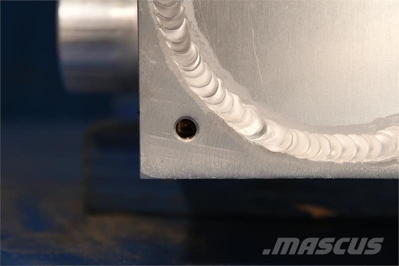New Holland FR99E, FR9090 Oil Cooler # 910039 Radiadores